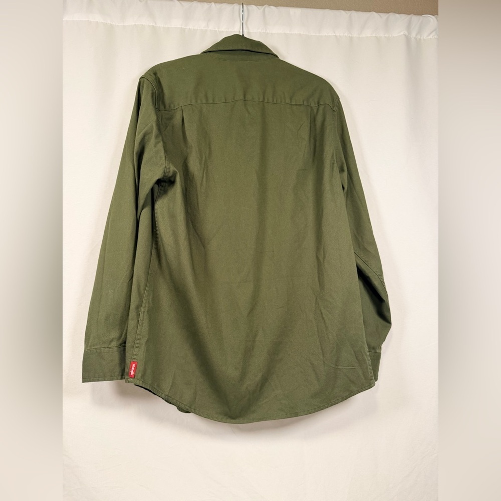 Men’s Wrangler Olive Green Long Sleeve Button-Up Shirt Size Small - Picture 2 of 6